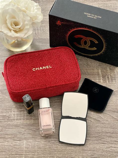 chanel skincare gift sets|chanel gift set with pouch.